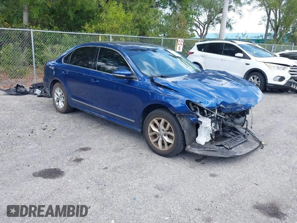 2017 Volkswagen Passat S z VIN 1VWAT7A30HC067492, wystawiony jako IAAI lot #41796538 z przebiegiem 43 926 mil mil oraz . Historia ofert i sprzedaży dostępna na DreamBid. Obrazek 1.