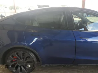 2023 Tesla Model Y Performance with VIN 7SAYGDEF1PF865688, listed as a Copart auction lot 44924385 with 19,255 mi miles and Non Repairable. Bid and sale history available at DreamBid. Image 10.