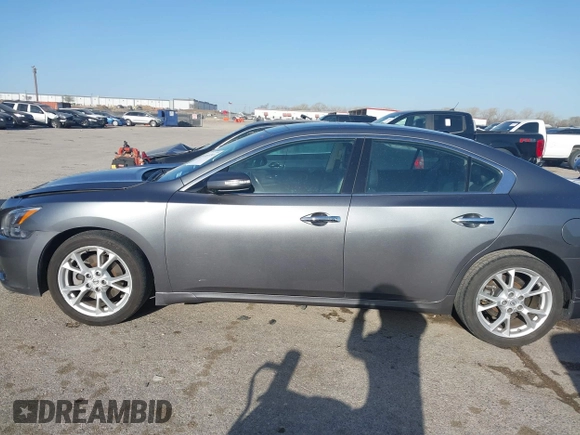 2014 Nissan Maxima 3.5 S with VIN 1N4AA5AP4EC476676, listed as a IAAI auction lot 41853243 with 104,616 mi miles. Bid and sale history available at carsss.com. Image 14.