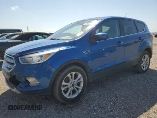2019 Ford Escape SE z VIN 1FMCU0GD1KUB15563, wystawiony jako Copart lot #56608575 z przebiegiem 115 005 mil mil oraz Czysty tytuł • Clean title. Historia ofert i sprzedaży dostępna na DreamBid. Obrazek 1.
