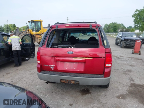 2002 Ford Explorer XLT с VIN 1FMZU73E82ZB94069, выставлен на аукционе IAAI как лот 42525853 с пробегом 143 036 миль миль и . История ставок и продаж доступна на DreamBid. Изображение 16.