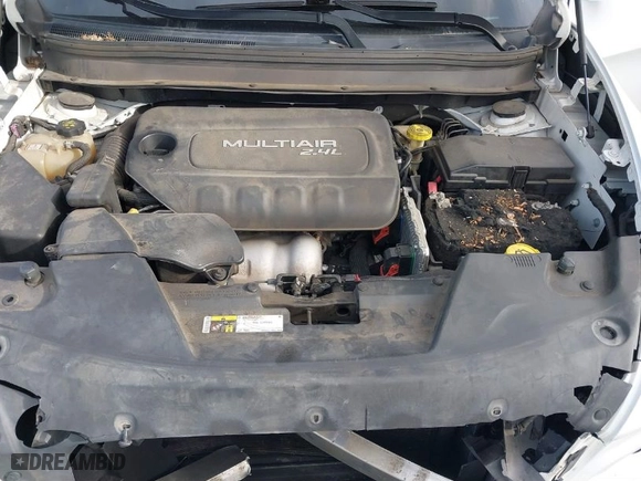 2017 Jeep Cherokee Limited with VIN 1C4PJMDB6HW555493, listed as a IAAI auction lot 41799350 with 92,591 mi miles. Bid and sale history available at carsss.com. Image 10.
