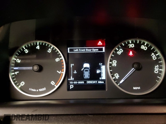 2012 Land Rover LR4 Lux with VIN SALAK2D43CA599717, listed as a Copart auction lot 45047275 with 69,341 mi miles and Salvage title. Bid and sale history available at DreamBid. Image 9.