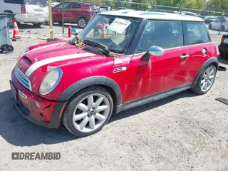 2006 MINI Hardtop S with VIN WMWRE33526TG99561, listed as a IAAI auction lot 42230639 with 202,113 mi miles and . Bid and sale history available at DreamBid. Image 2.