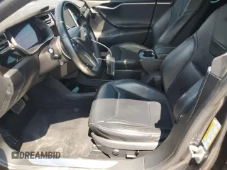 2016 Tesla Model S 90D с VIN 5YJSA1E28GF129962, выставлен на аукционе Copart как лот 59973365 с пробегом 57 944 миль миль и Списание • Salvage title. История ставок и продаж доступна на DreamBid. Изображение 7.