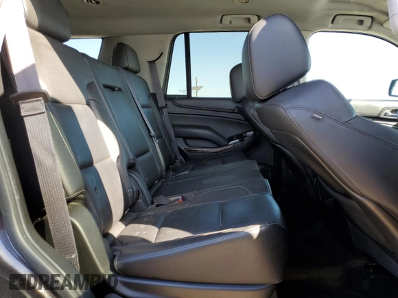 2015 Chevrolet Tahoe LT z VIN 1GNSKBKC6FR612639, wystawiony jako Copart lot #55512645 z przebiegiem 211 510 mil mil oraz Czysty tytuł • Clean title. Historia ofert i sprzedaży dostępna na DreamBid. Obrazek 11.