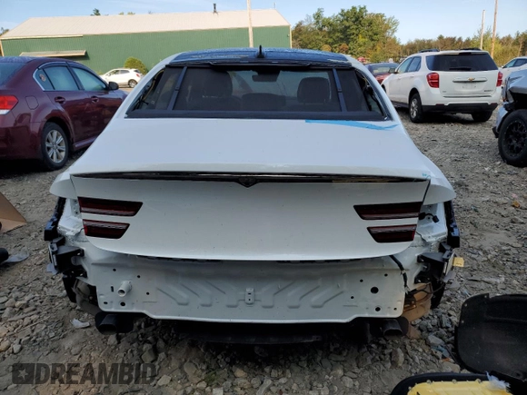 2022 Genesis G80 Sport with VIN KMTGB4SD1NU127325, listed as a Copart auction lot 70395384 with 28,844 mi miles and Salvage Title. Bid and sale history available at DreamBid. Image 6.
