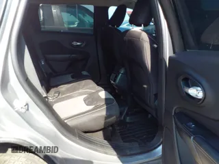 2014 Jeep Cherokee Latitude with VIN 1C4PJMCB4EW315520, listed as a IAAI auction lot 42034989 with 215,758 mi miles and . Bid and sale history available at DreamBid. Image 8.