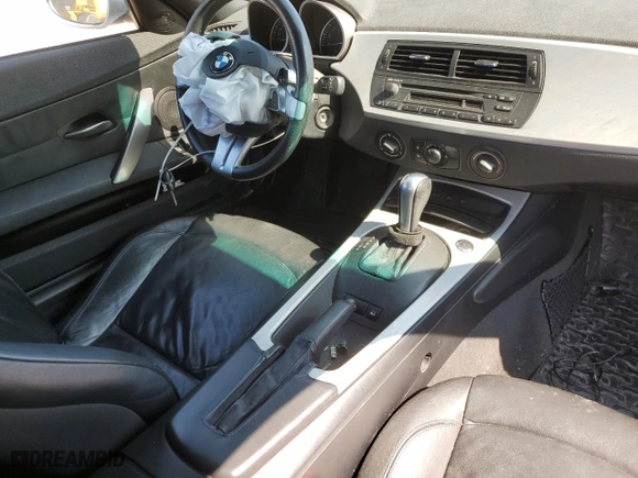 2008 BMW Z4 3.0si with VIN 4USBU53528LX04447, listed as a Copart auction lot 71163054 with 138,920 mi miles and Salvage Title. Bid and sale history available at carsss.com. Image 8.