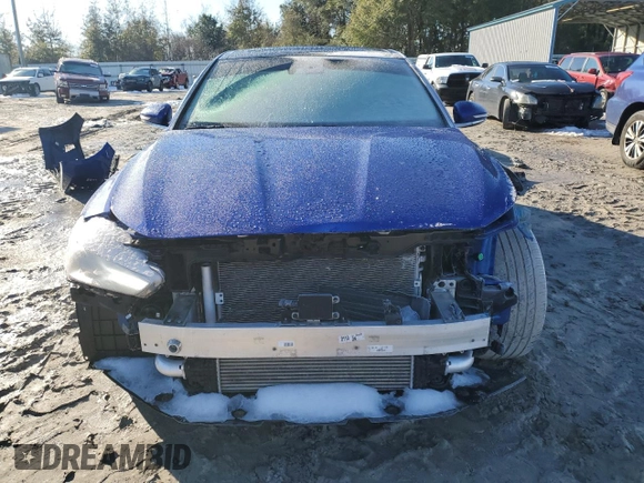 2020 Genesis G70 2.0T with VIN KMTG34LA6LU053351, listed as a Copart auction lot 89288705 with 21,798 mi miles and Salvage title. Bid and sale history available at DreamBid. Image 5.