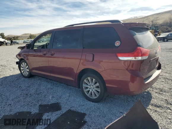 2013 Toyota Sienna LE with VIN 5TDJK3DC7DS069825, listed as a Copart auction lot 46951975 with 190,762 mi miles and Salvage Title. Bid and sale history available at carsss.com. Image 2.