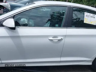 2018 Hyundai Sonata SE z VIN 5NPE24AF7JH644044, wystawiony jako IAAI lot #42274958 z przebiegiem Nie podano mil oraz . Historia ofert i sprzedaży dostępna na DreamBid. Obrazek 15.
