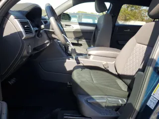 2020 Volkswagen Atlas S with VIN 1V2AC2CA8LC225330, listed as a Copart auction lot 42373235 with 100,470 mi miles and Clean title. Bid and sale history available at DreamBid. Image 7.