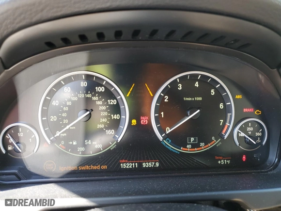 2015 BMW X5 sDrive35i with VIN 5UXKR2C57F0H36932, listed as a Copart auction lot 47324175 with 152,211 mi miles and Clean Title. Bid and sale history available at carsss.com. Image 9.