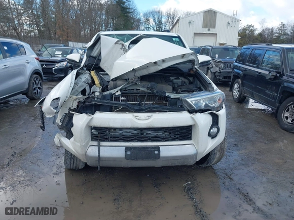 2019 Toyota 4Runner SR5 with VIN JTEBU5JR2K5647749, listed as a IAAI auction lot 41669287 with 120,772 mi miles. Bid and sale history available at carsss.com. Image 12.