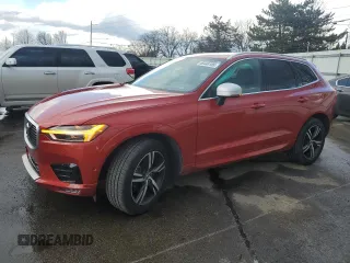 2018 Volvo XC60 R-Design with VIN LYV102RM1JB113465, listed as a Copart auction lot 46440185 with 62,646 mi miles and Salvage Title. Bid and sale history available at carsss.com. Image 1.