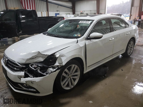 2018 Volkswagen Passat SEL Premium z VIN 1VWCA7A33JC017304, wystawiony jako Copart lot #86557824 z przebiegiem 74 001 mil mil oraz Szkoda całkowita • Salvage title. Historia ofert i sprzedaży dostępna na DreamBid. Obrazek 1.