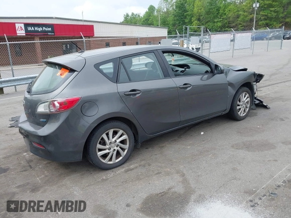 2012 Mazda 3 i Touring с VIN JM1BL1L81C1642250, выставлен на аукционе IAAI как лот 42130059 с пробегом 153 949 миль миль и . История ставок и продаж доступна на DreamBid. Изображение 4.