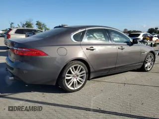 2016 Jaguar XF 35t Prestige with VIN SAJBK4BV4GCY15962, listed as a Copart auction lot 85011094 with 78,105 mi miles and Clean Title. Bid and sale history available at carsss.com. Image 3.