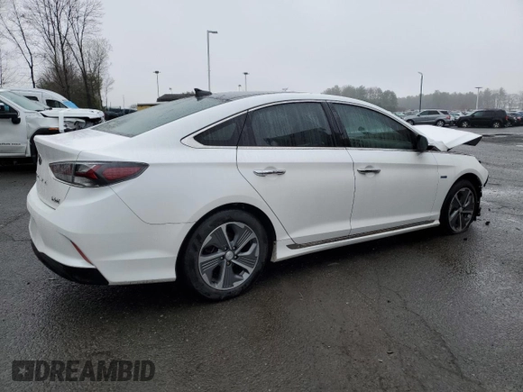 2018 Hyundai Sonata Hybrid Limited with VIN KMHE34L39JA087253, listed as a Copart auction lot 51690735 with 109,720 mi miles and Salvage Title. Bid and sale history available at carsss.com. Image 3.