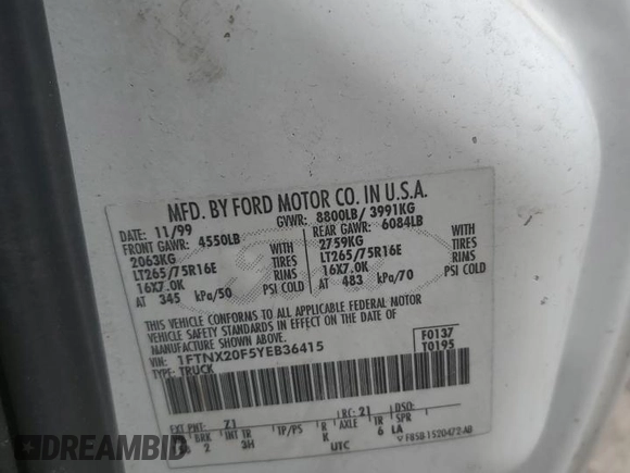 2000 Ford F-250 XL with VIN 1FTNX20F5YEB36415, listed as a Copart auction lot 55061505 with 225,855 mi miles and Salvage title. Bid and sale history available at DreamBid. Image 12.
