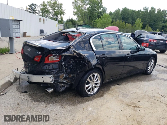 2007 Infiniti G35 G35x with VIN JNKBV61F57M819393, listed as a Copart auction lot 61882334 with 105,398 mi miles and Non Repairable. Bid and sale history available at DreamBid. Image 3.