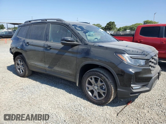 2024 Honda Passport TrailSport with VIN 5FNYF8H67RB004926, listed as a Copart auction lot 72783164 with 860 mi miles and Salvage Title. Bid and sale history available at carsss.com. Image 4.