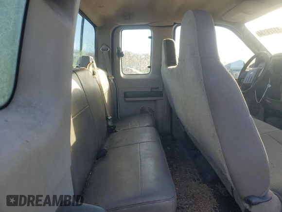 2008 Ford F-350 XL with VIN 1FTWX31528EE31715, listed as a Copart auction lot 81726134 with 127,362 mi miles and Clean Title. Bid and sale history available at DreamBid. Image 10.