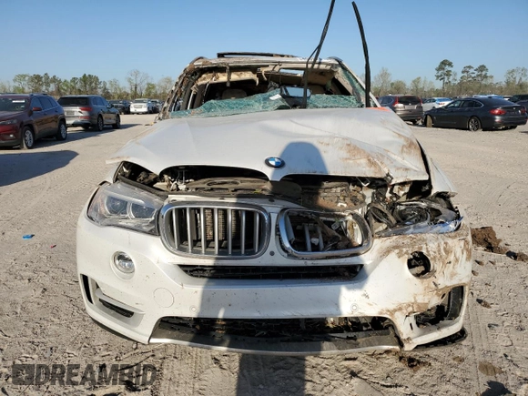 2016 BMW X5 xDrive35i z VIN 5UXKR0C57G0S87481, wystawiony jako Copart lot #49912815 z przebiegiem Nie podano mil oraz Nie do naprawy • Non repairable. Historia ofert i sprzedaży dostępna na DreamBid. Obrazek 5.