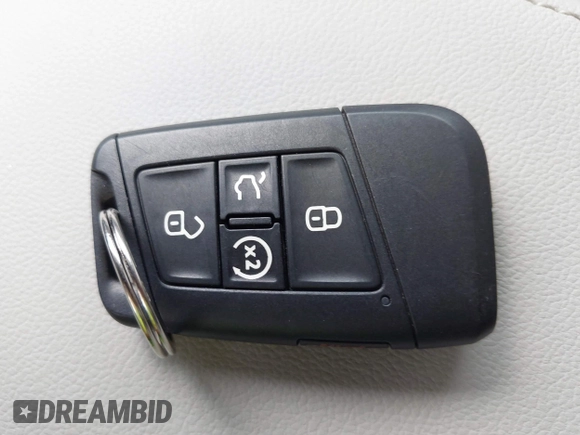 2024 Volkswagen Tiguan SE with VIN 3VVNB7AX0RM057508, listed as a IAAI auction lot 42816004 with 9,334 mi miles and . Bid and sale history available at DreamBid. Image 11.
