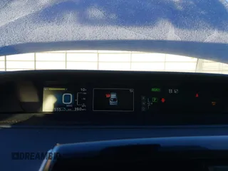 2018 Toyota Prius Two with VIN JTDKBRFU4J3597557, listed as a IAAI auction lot 41628706 with 141,555 mi miles. Bid and sale history available at carsss.com. Image 7.