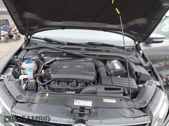 2016 Volkswagen Jetta Sedan 1.8T SEL with VIN 3VWL17AJ4GM251702, listed as a IAAI auction lot 41924085 with 93,605 mi miles. Bid and sale history available at carsss.com. Image 10.