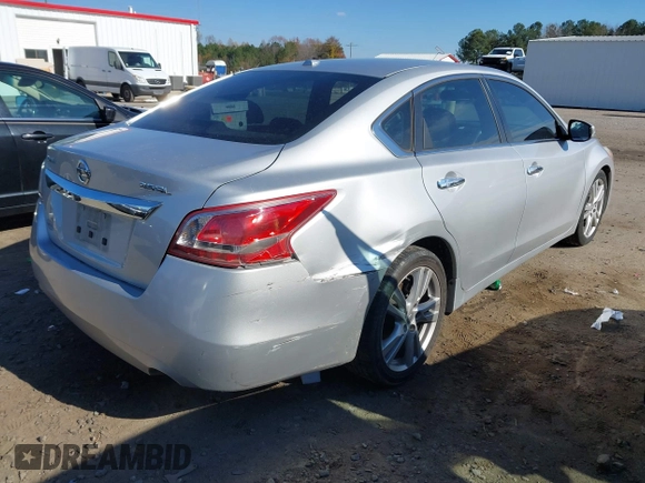 2013 Nissan Altima SL with VIN 1N4BL3AP5DC117077, listed as a IAAI auction lot 40982046 with 141,962 mi miles and . Bid and sale history available at DreamBid. Image 4.