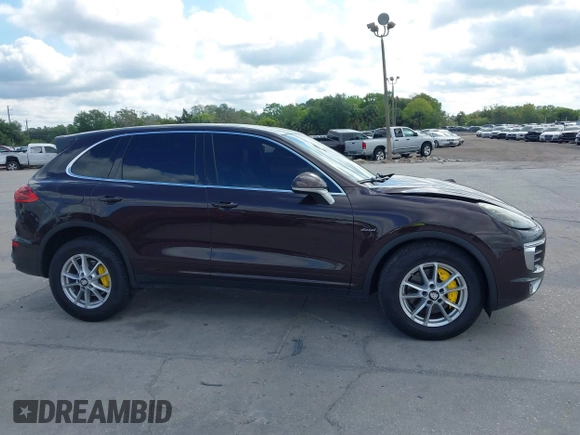 2015 Porsche Cayenne Diesel with VIN WP1AF2A26FLA44086, listed as a IAAI auction lot 42029799 with 124,723 mi miles and . Bid and sale history available at DreamBid. Image 13.