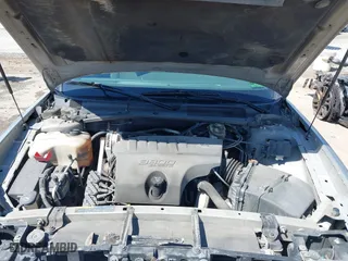 2005 Buick LeSabre Custom with VIN 1G4HP52K75U114518, listed as a IAAI auction lot 42101744 with 197,717 mi miles. Bid and sale history available at carsss.com. Image 10.