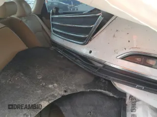 2017 Genesis G80 3.8L z VIN KMHGN4JE5HU167732, wystawiony jako Copart lot #61916625 z przebiegiem Nie podano mil oraz Szkoda całkowita • Salvage title. Historia ofert i sprzedaży dostępna na DreamBid. Obrazek 10.