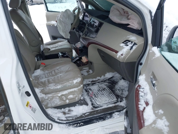 2014 Toyota Sienna XLE with VIN 5TDYK3DC9ES442525, listed as a IAAI auction lot 41502770 with Not provided miles and . Bid and sale history available at DreamBid. Image 5.
