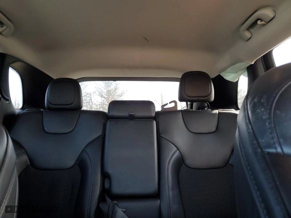 2019 Jeep Cherokee Latitude Plus with VIN 1C4PJMLB6KD492383, listed as a Copart auction lot 48172795 with 42,192 mi miles and Salvage Title. Bid and sale history available at carsss.com. Image 10.