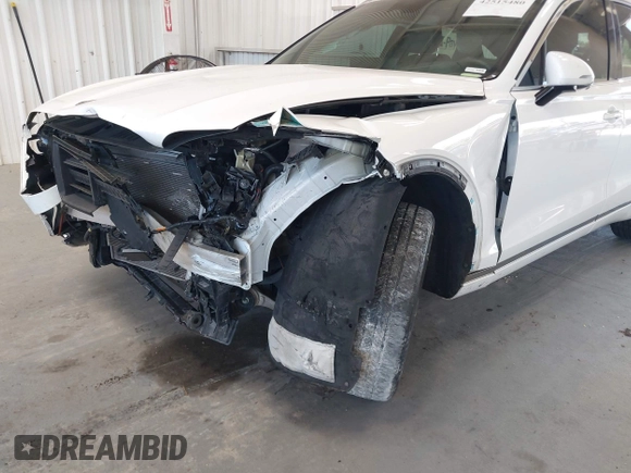 2022 Genesis GV70 2.5T with VIN KMUMADTBXNU045298, listed as a IAAI auction lot 42515480 with 82,599 mi miles and . Bid and sale history available at DreamBid. Image 6.