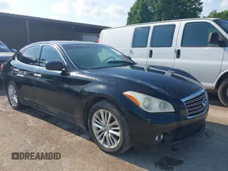 2012 Infiniti M37 with VIN JN1BY1AP7CM331533, listed as a IAAI auction lot 42149759 with 123,186 mi miles. Bid and sale history available at carsss.com. Image 1.