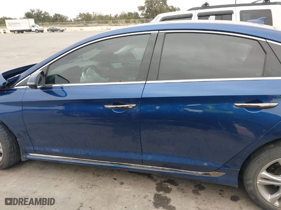 2019 Hyundai Sonata Sport with VIN 5NPE34AF0KH771734, listed as a IAAI auction lot 41277557 with 58,092 mi miles. Bid and sale history available at carsss.com. Image 14.
