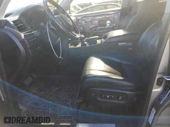 2016 Lexus LX 570 z VIN JTJHY7AXXG4202425, wystawiony jako Copart lot #45729455 z przebiegiem 156 666 mil mil oraz Szkoda całkowita • Salvage title. Historia ofert i sprzedaży dostępna na DreamBid. Obrazek 7.