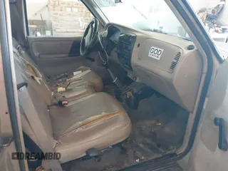 2000 Ford Ranger XL with VIN 1FTYR10V9YPB94301, listed as a IAAI auction lot 42876430 with 179,380 mi miles and . Bid and sale history available at DreamBid. Image 5.