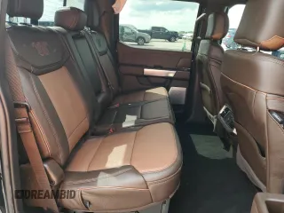 2024 Ford F-250 XL z VIN 1FT8W2BT2REF67038, wystawiony jako Copart lot #54404095 z przebiegiem 10 115 mil mil oraz Szkoda całkowita • Salvage title. Historia ofert i sprzedaży dostępna na DreamBid. Obrazek 10.