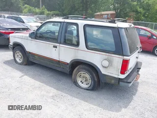 1994 Ford Explorer z VIN 1FMCU24X6RUD62453, wystawiony jako IAAI lot #42505102 z przebiegiem 196 888 mil mil oraz . Historia ofert i sprzedaży dostępna na DreamBid. Obrazek 3.