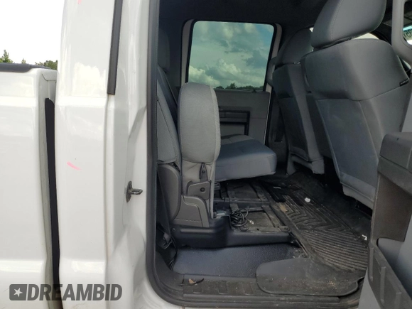 2014 Ford F-250 XL with VIN 1FT7W2B69EEB09366, listed as a Copart auction lot 60901435 with 155,083 mi miles and Salvage title. Bid and sale history available at DreamBid. Image 10.