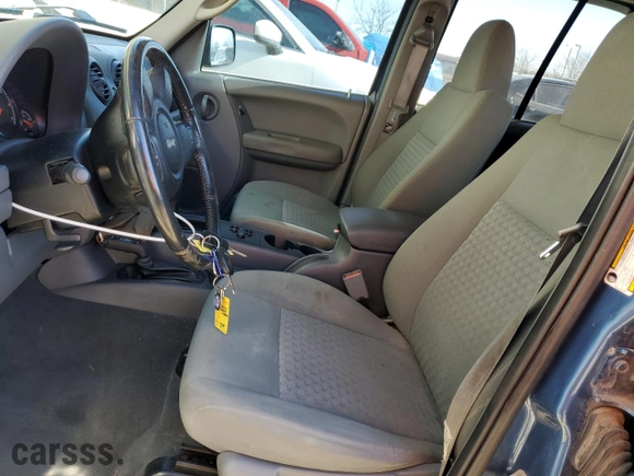 2005 Jeep Liberty Sport with VIN 1J4GL48K35W601551, listed as a Copart auction lot 46583455 with 114,273 mi miles and Salvage Title. Bid and sale history available at carsss.com. Image 7.