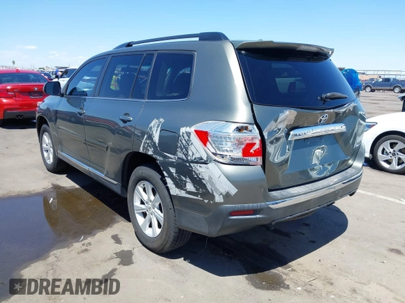 2012 Toyota Highlander with VIN 5TDBK3EHXCS130906, listed as a IAAI auction lot 42228273 with 89,749 mi miles and . Bid and sale history available at DreamBid. Image 3.