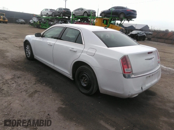 2014 Chrysler 300 z VIN 2C3CCAAGXEH171383, wystawiony jako IAAI lot #42006022 z przebiegiem 144 981 mil mil oraz . Historia ofert i sprzedaży dostępna na DreamBid. Obrazek 3.