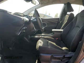 2020 Toyota Prius L Eco z VIN JTDKARFU0L3124101, wystawiony jako Copart lot #54017505 z przebiegiem 94 072 mil mil oraz Szkoda całkowita • Salvage title. Historia ofert i sprzedaży dostępna na DreamBid. Obrazek 7.